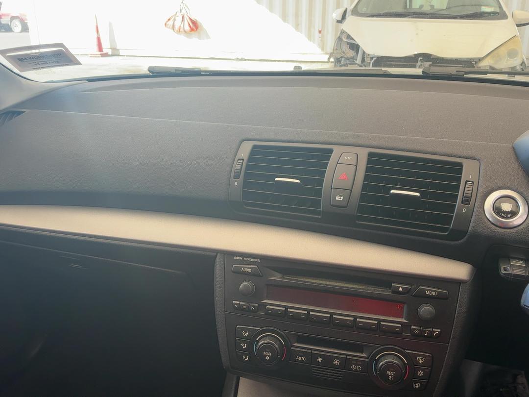 Photo '17' of BMW 1 Series 118I E87 Photo '17' of BMW 1 Series 118I E87