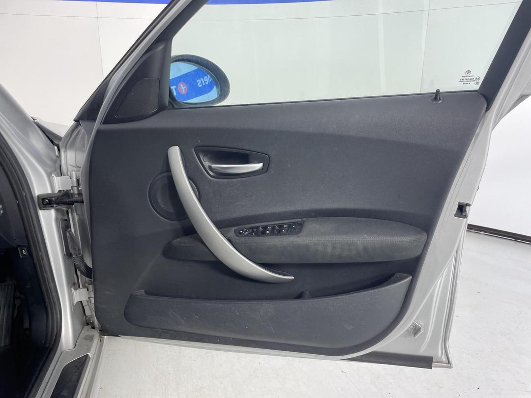 Photo '13' of BMW 116I