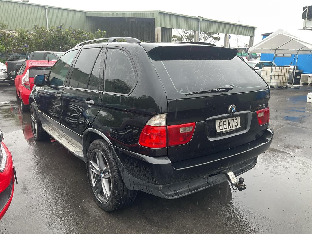 Photo '3' of BMW X5 SAV E53