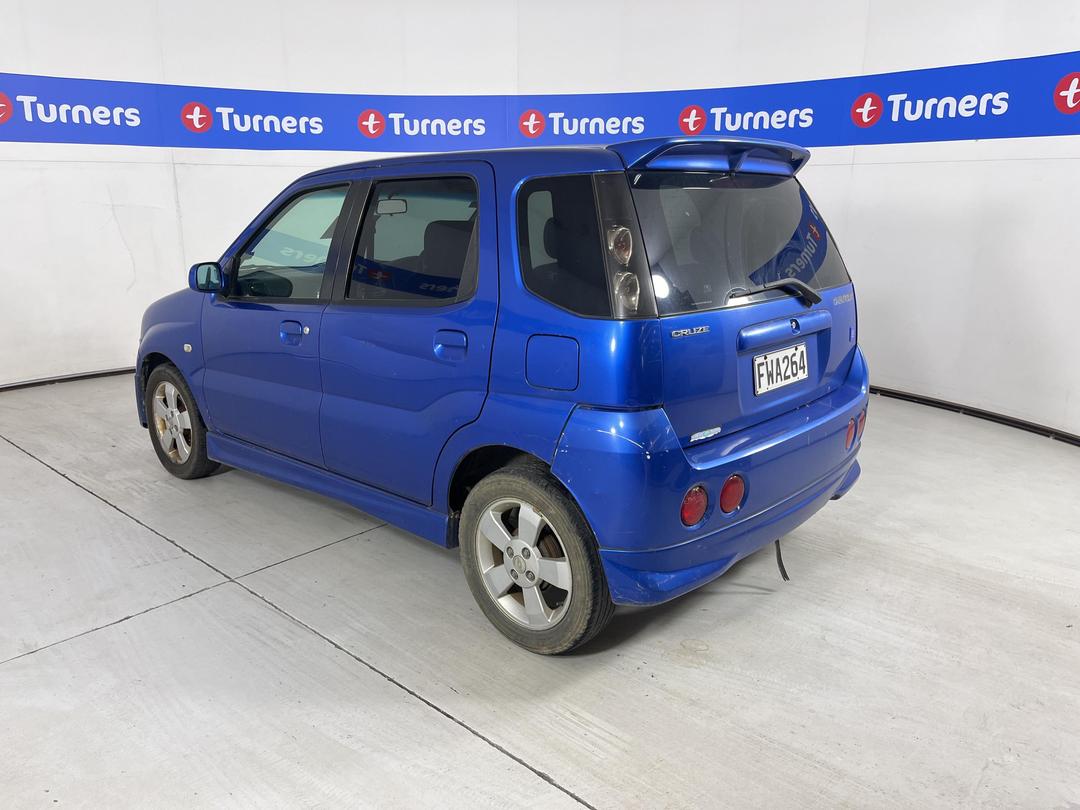 Photo '4' of Chevrolet Cruze