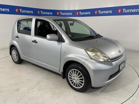 Image of 2005 Daihatsu Sirion