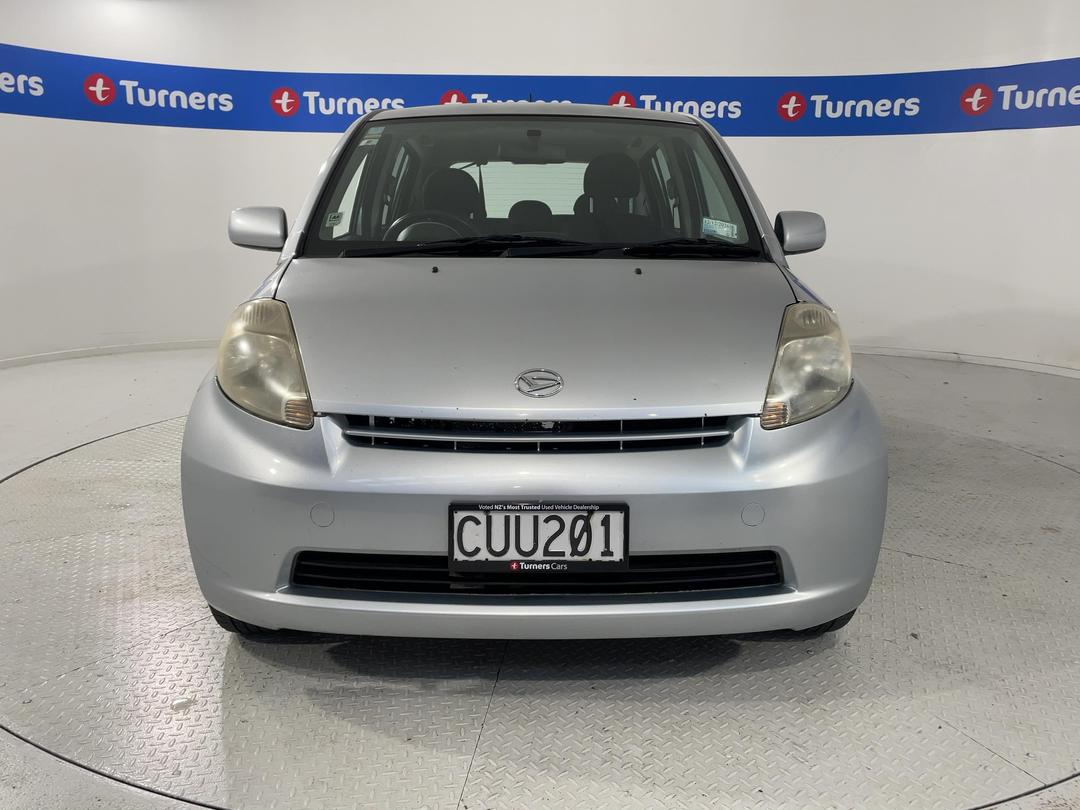 Photo '2' of Daihatsu Sirion