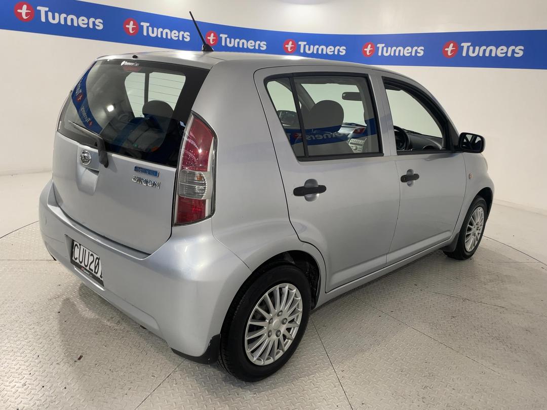 Photo '7' of Daihatsu Sirion