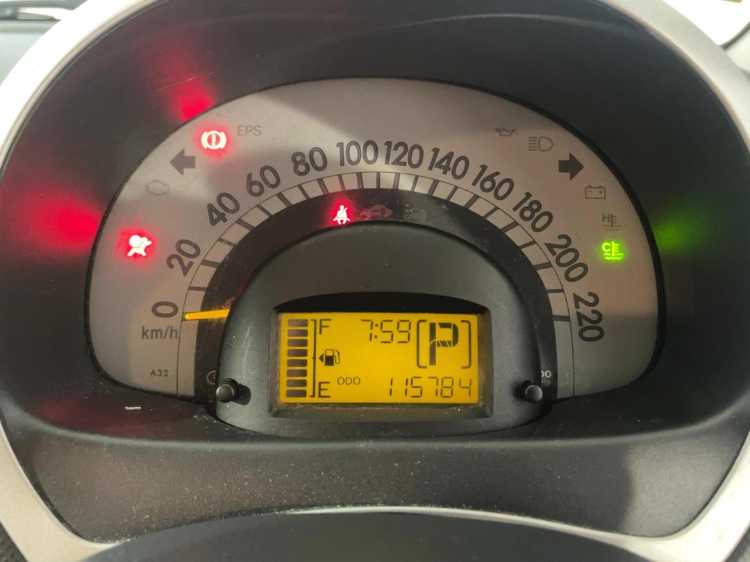 Photo '21' of Daihatsu Sirion