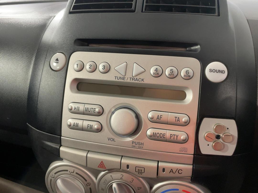 Photo '26' of Daihatsu Sirion
