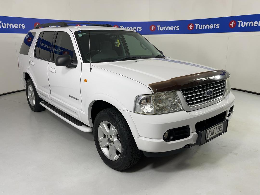 Photo '1' of Ford Explorer