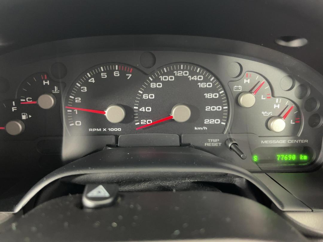 Photo '21' of Ford Explorer