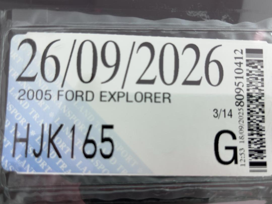 Photo '23' of Ford Explorer