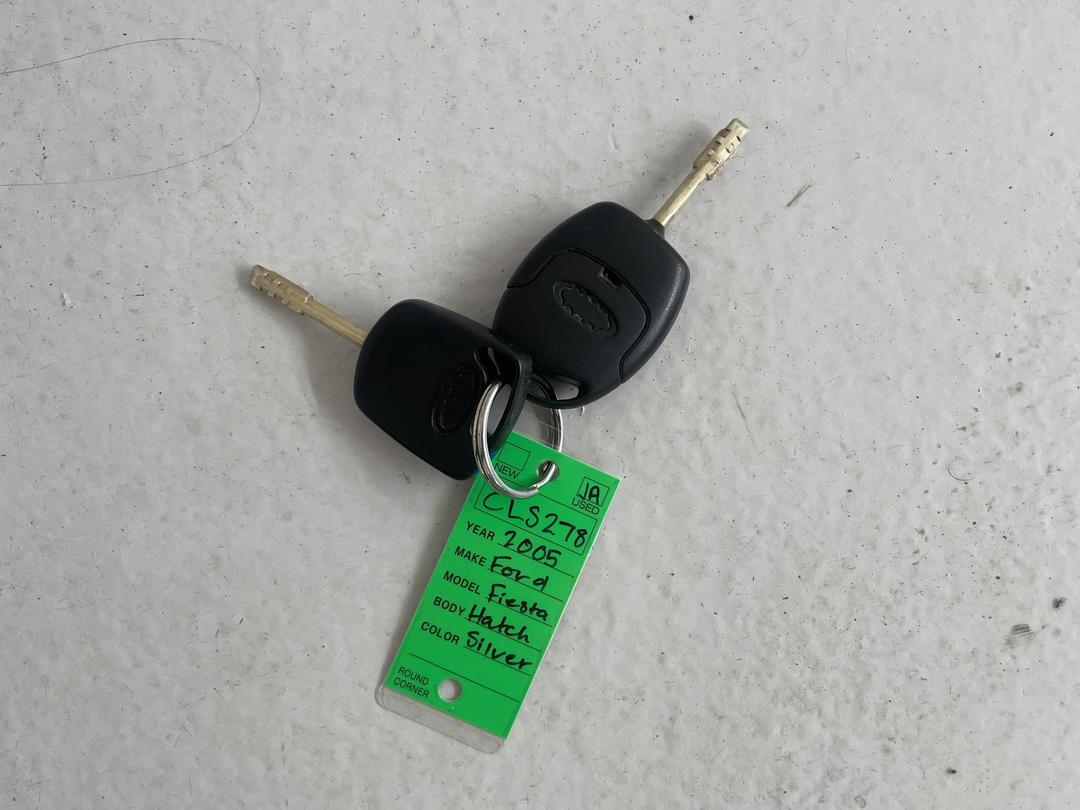 Photo '15' of Ford Fiesta Photo '15' of Ford Fiesta
