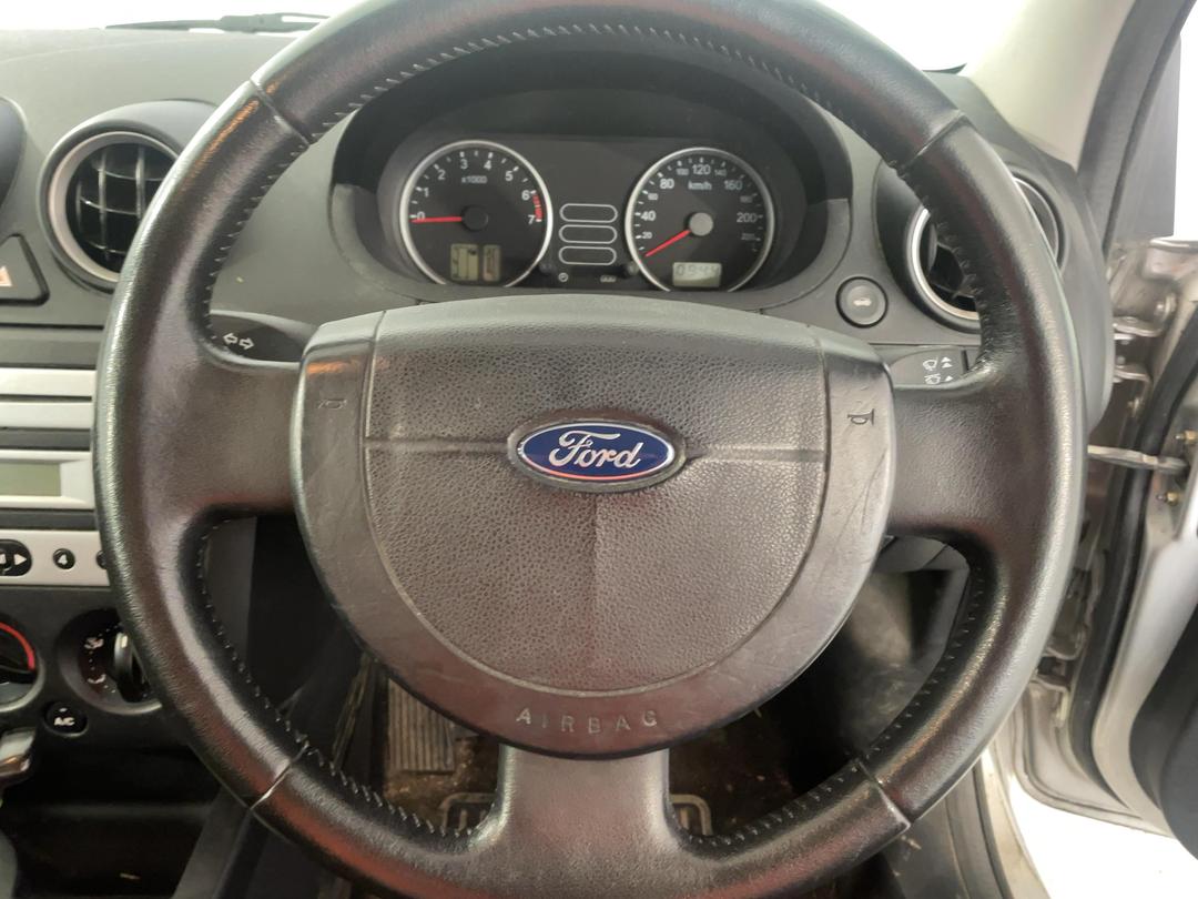 Photo '23' of Ford Fiesta Photo '23' of Ford Fiesta