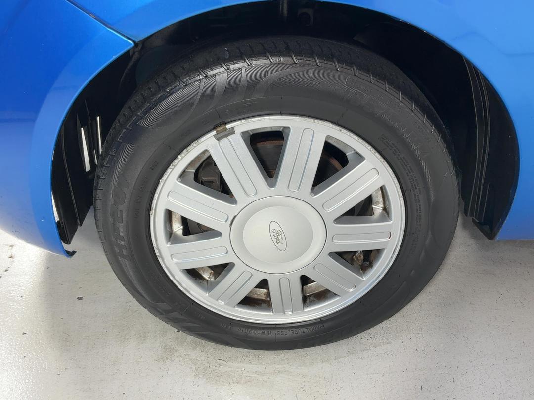 Photo '10' of Ford Fiesta