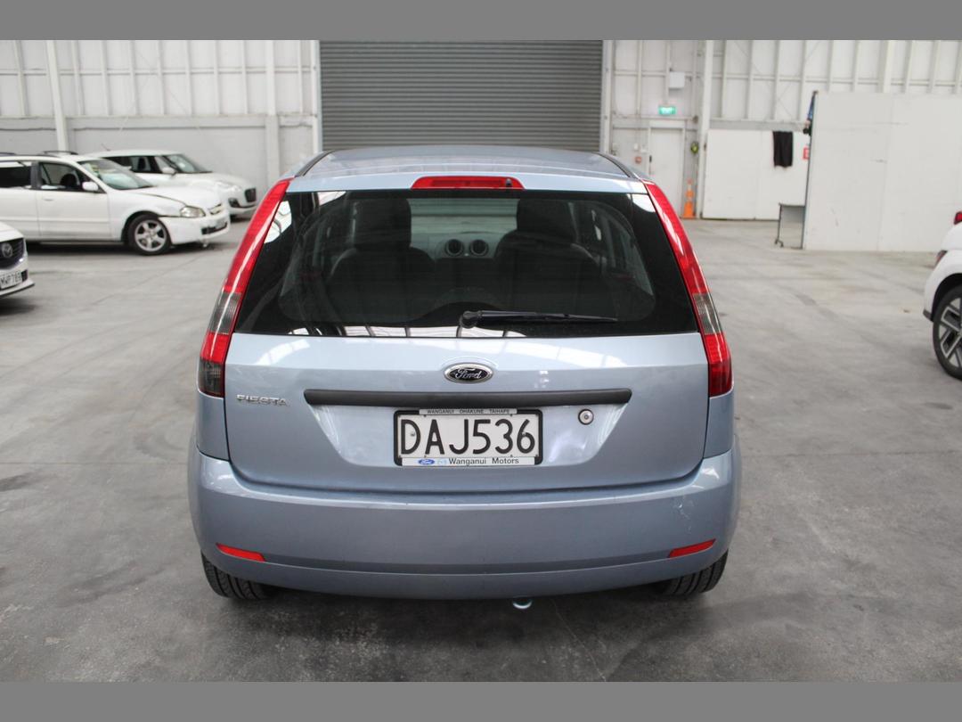 Photo '4' of Ford Fiesta