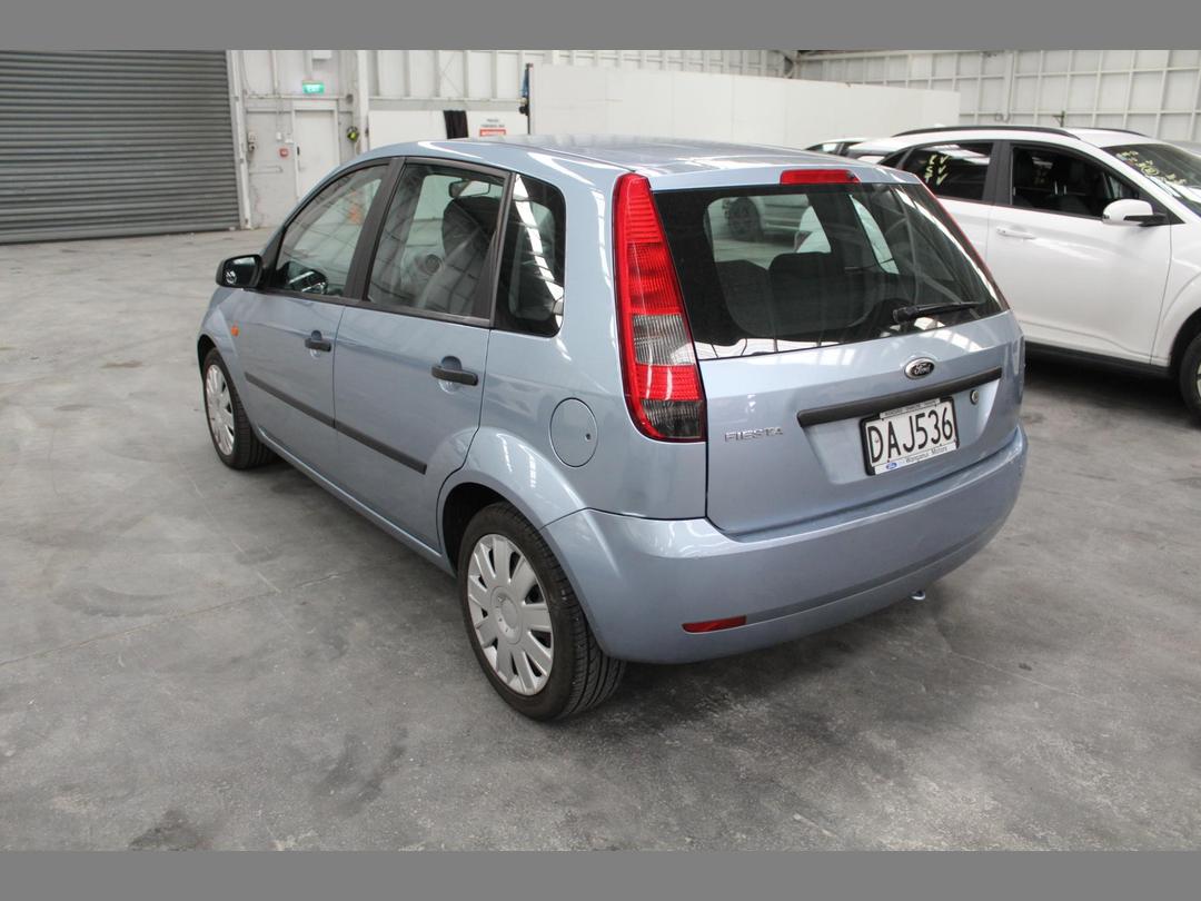 Photo '6' of Ford Fiesta