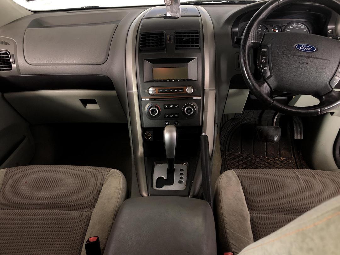 Photo '18' of Ford Territory TX