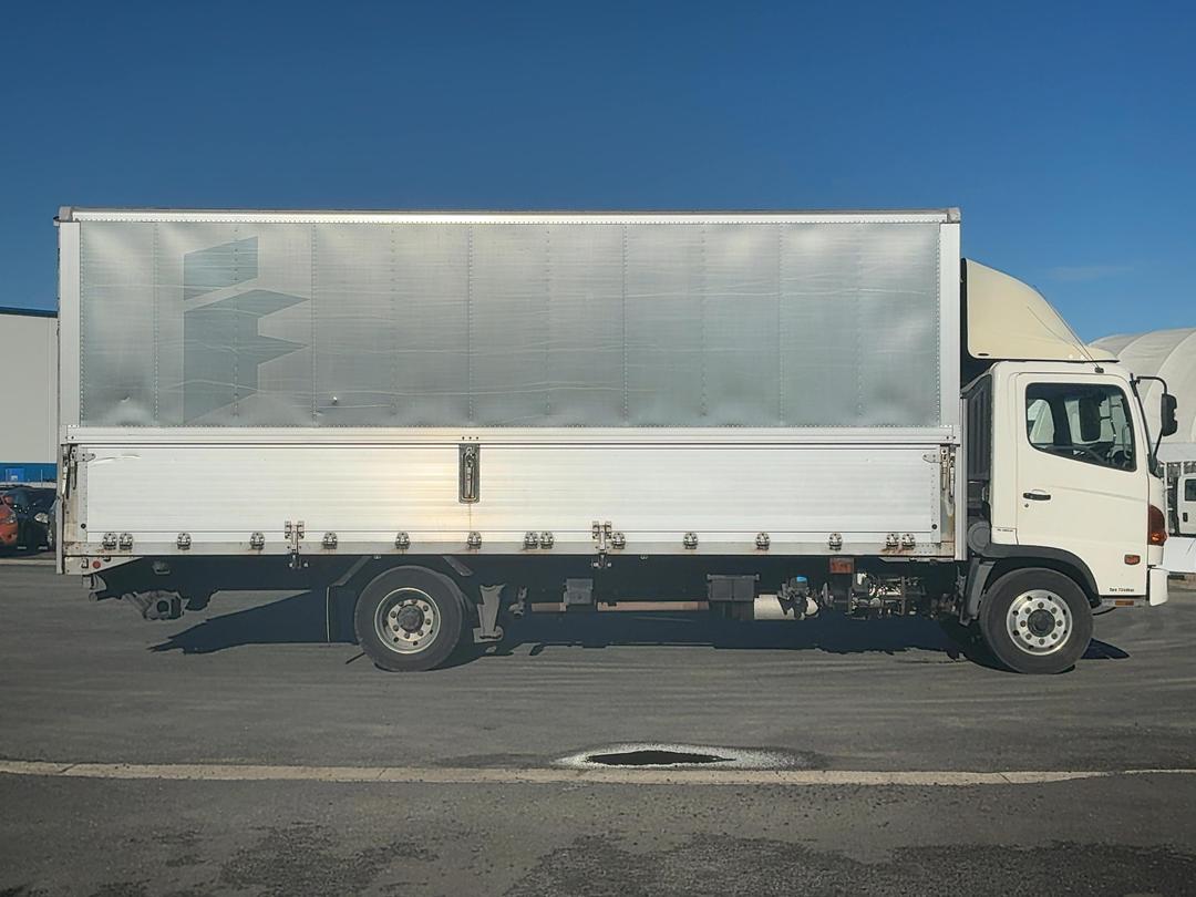 Photo '4' of Hino Ranger FJ7JLWG Box Body