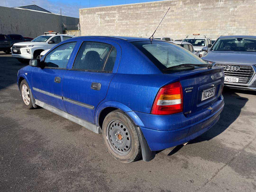 Photo '8' of Holden Astra Classic