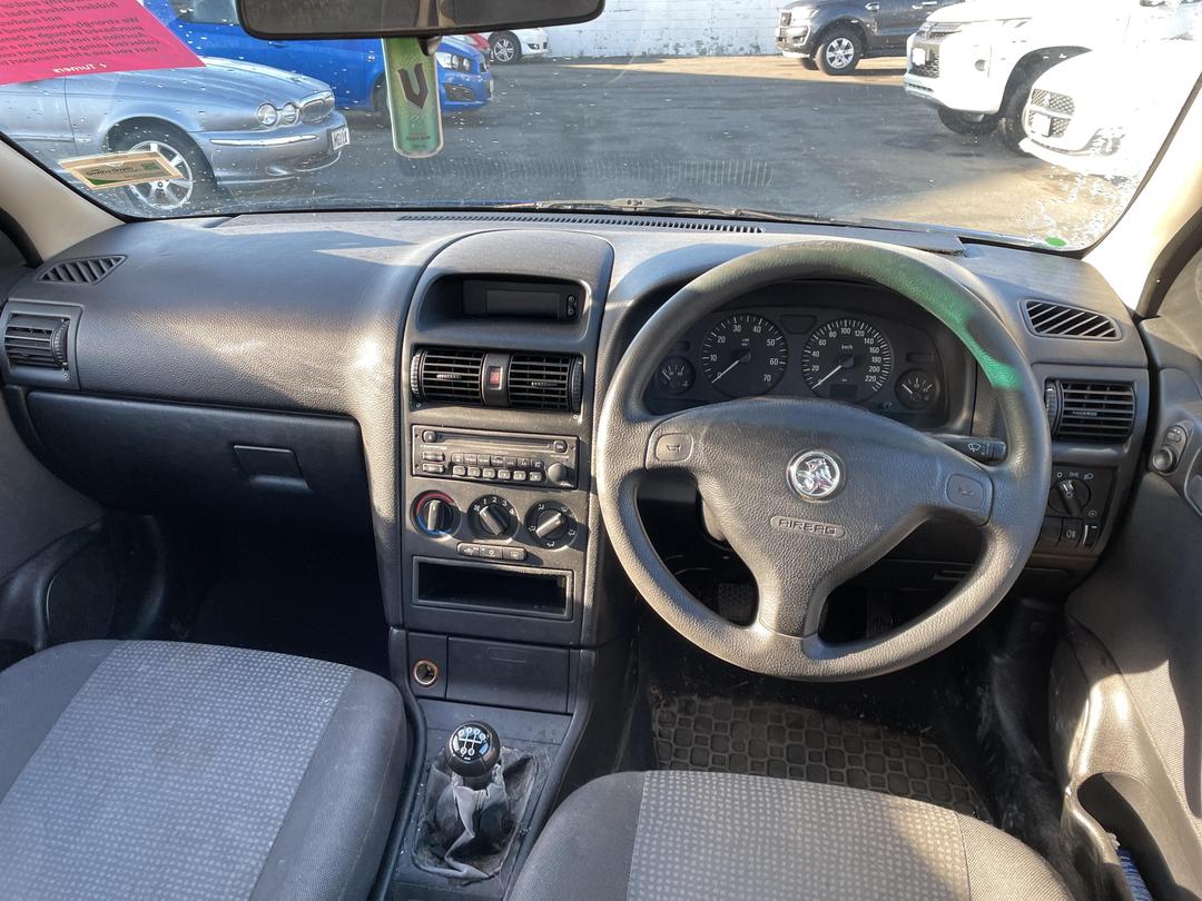 Photo '16' of Holden Astra Classic