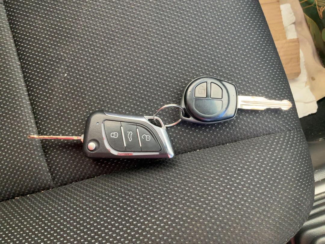 Photo '12' of Holden Cruze