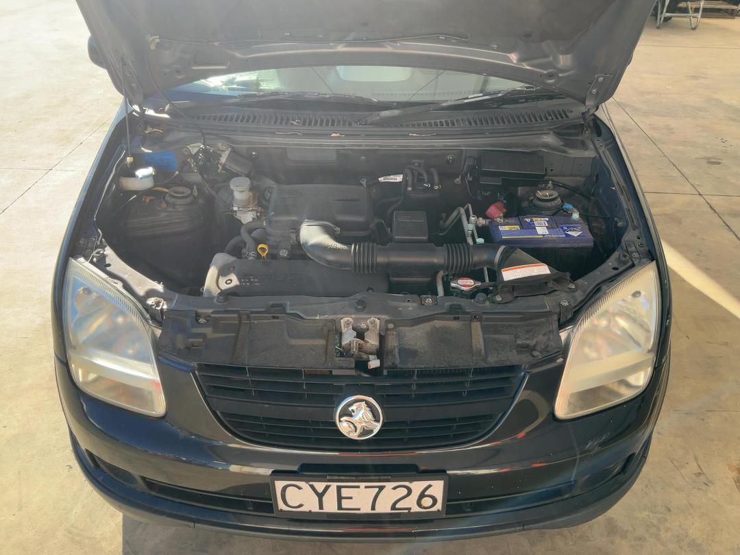 Photo '15' of Holden Cruze