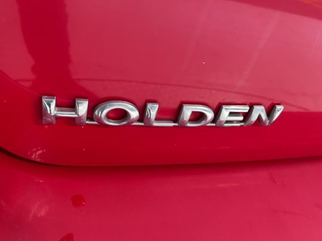 Photo '32' of Holden Cruze