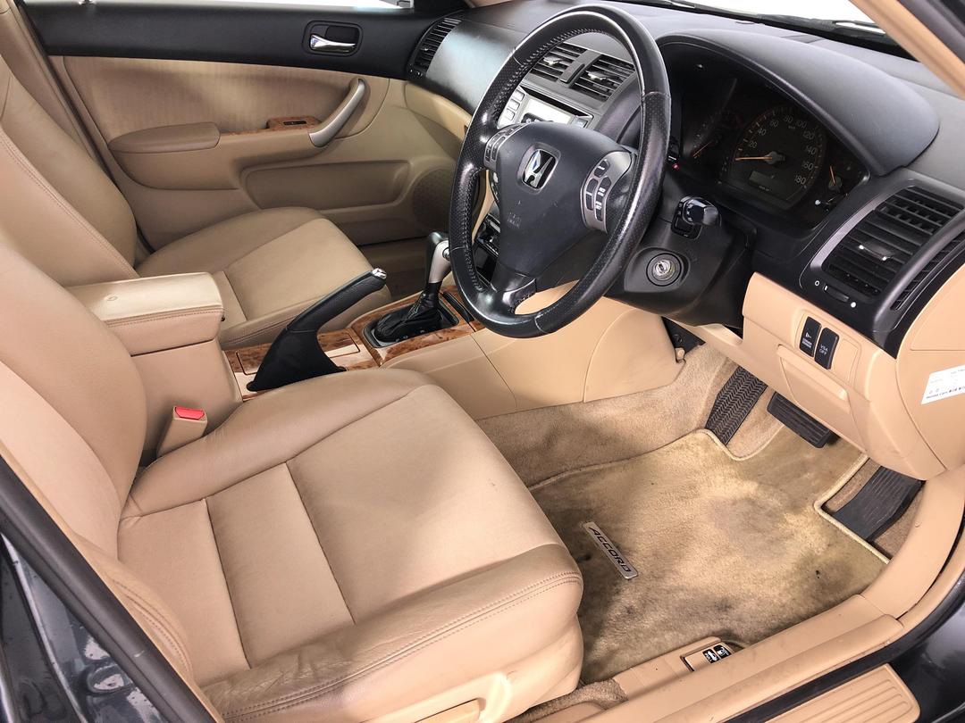 Photo '16' of Honda Accord