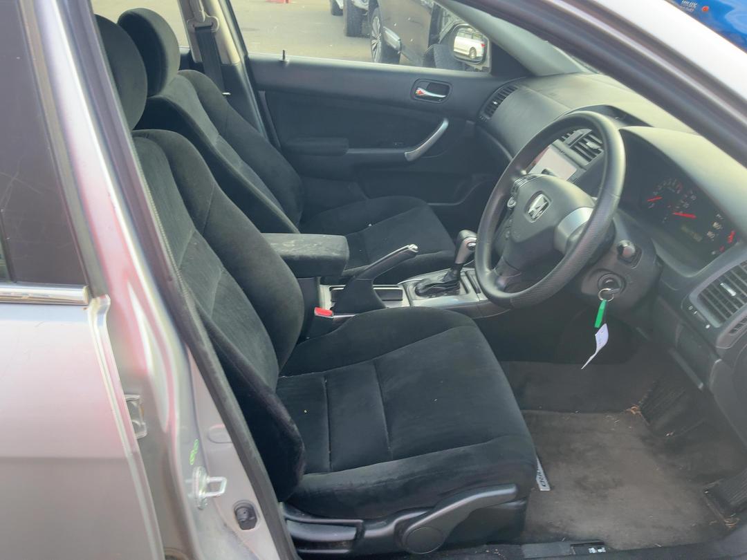 Photo '15' of Honda Accord