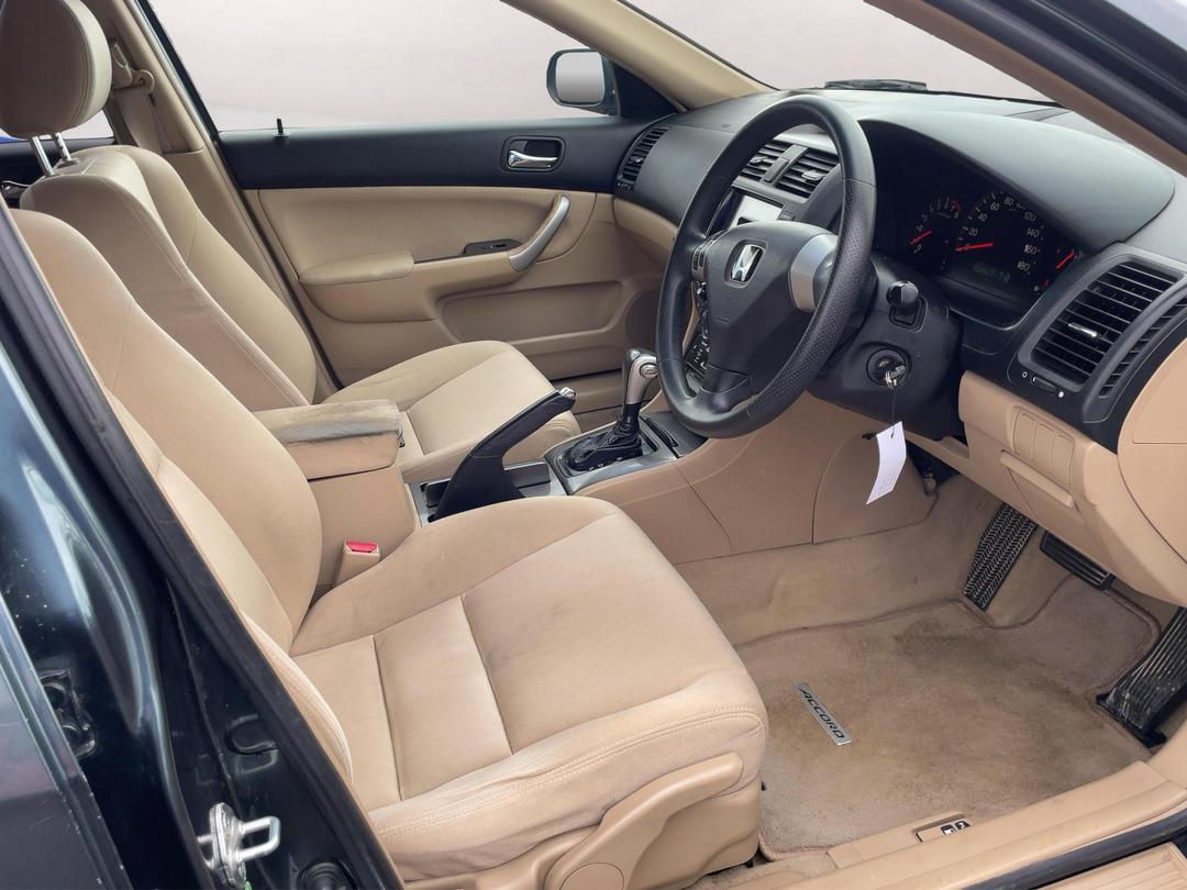 Photo '16' of Honda Accord