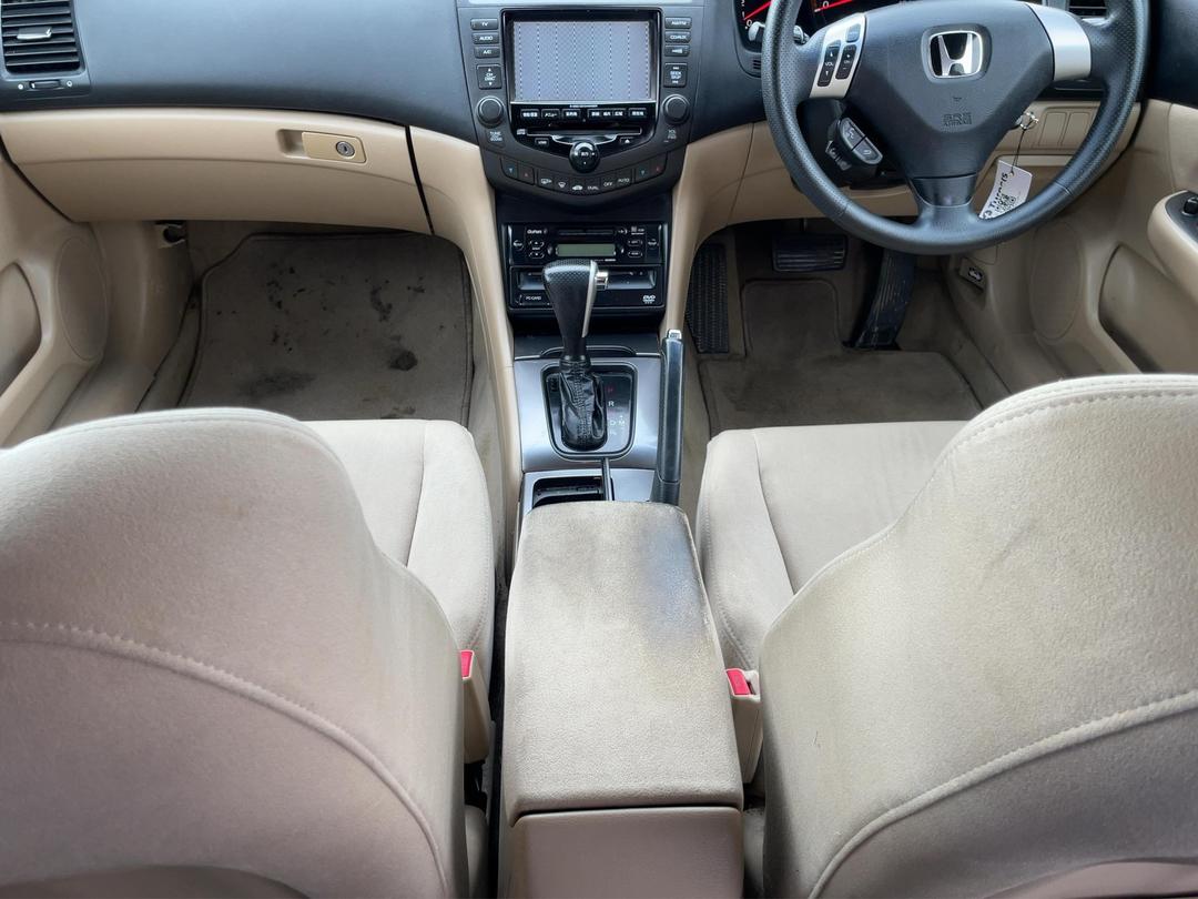 Photo '18' of Honda Accord