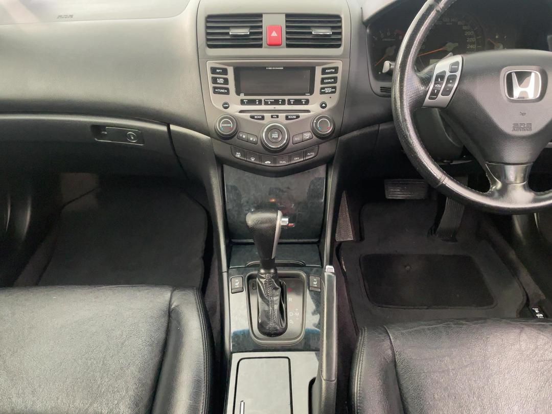 Photo '18' of Honda Accord