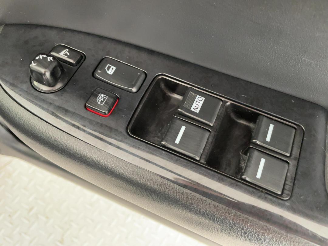 Photo '24' of Honda Accord