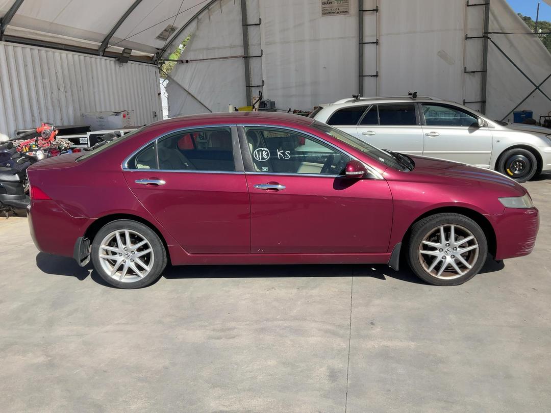 Photo '9' of Honda Accord Euro Photo '9' of Honda Accord Euro