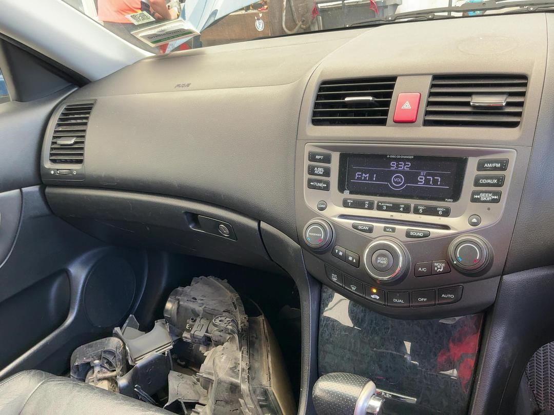 Photo '15' of Honda Accord Eurol Photo '15' of Honda Accord Eurol