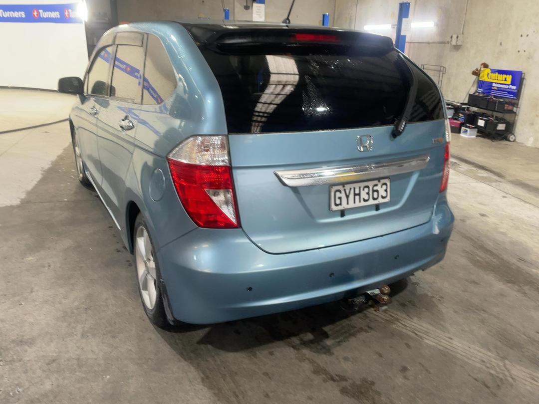 Photo '6' of Honda Edix Photo '6' of Honda Edix