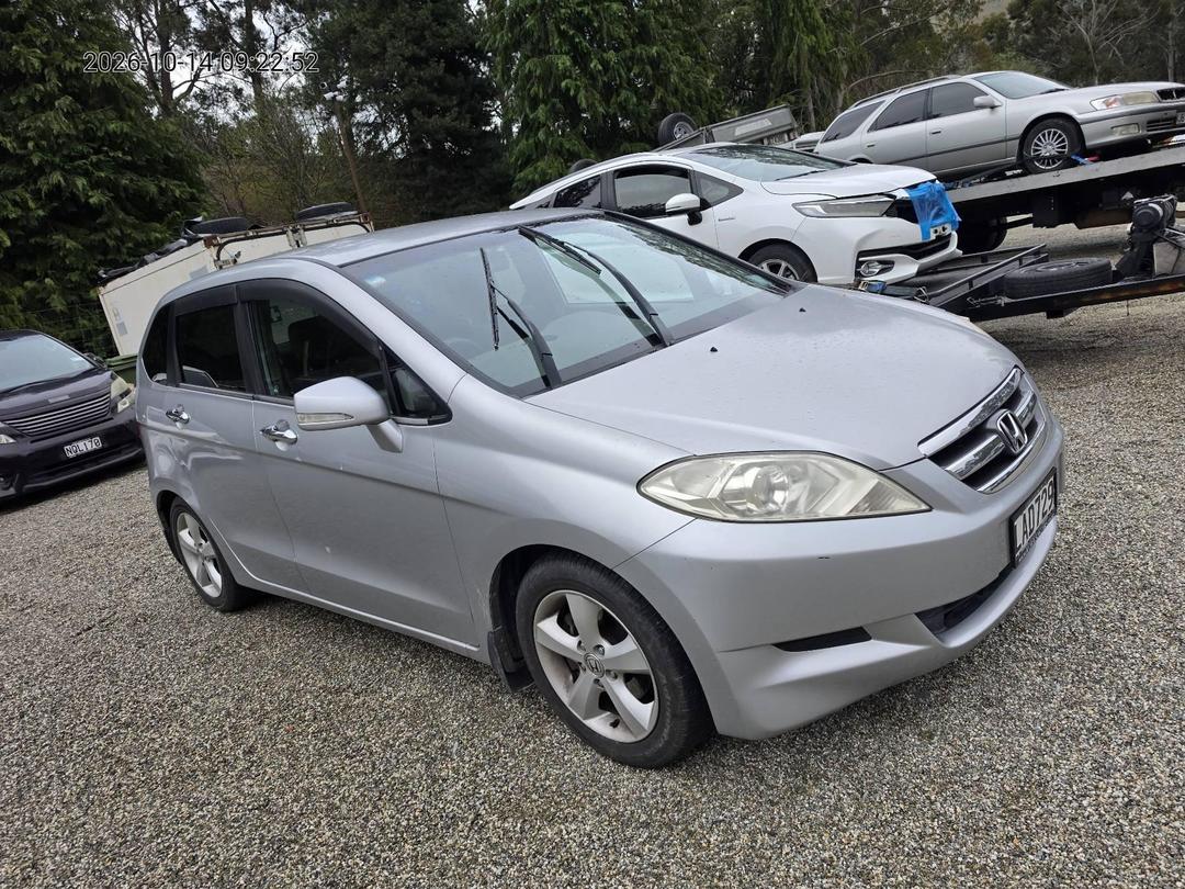 Photo '4' of Honda Edix Photo '4' of Honda Edix