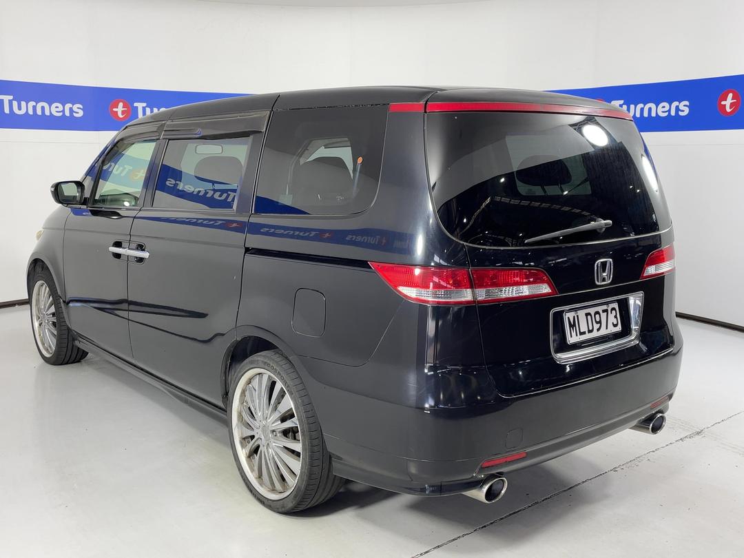 Photo '5' of Honda Elysion