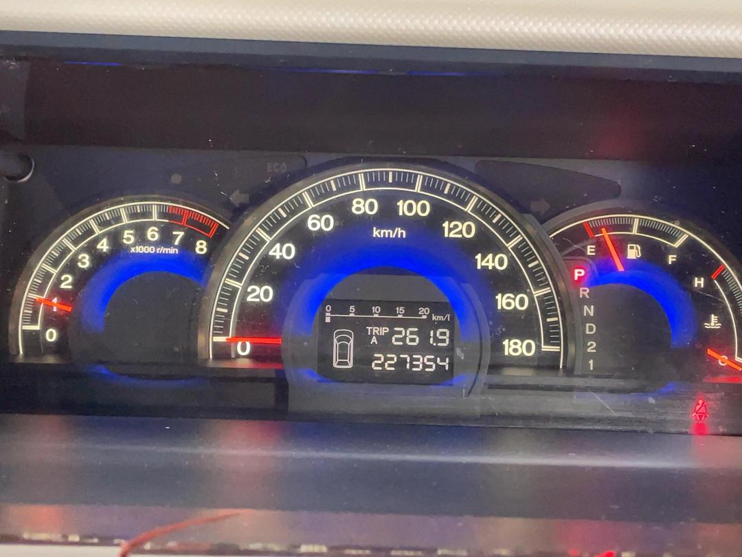 Photo '21' of Honda Elysion