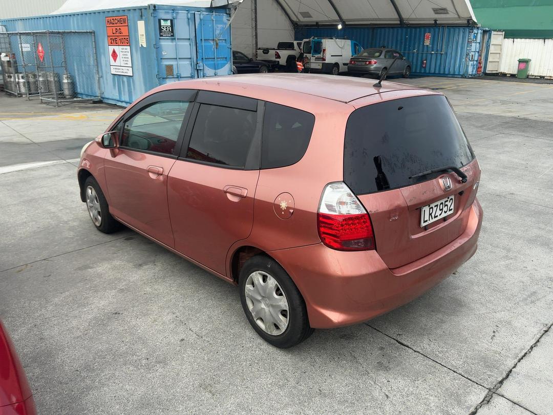 Photo '9' of Honda FIT