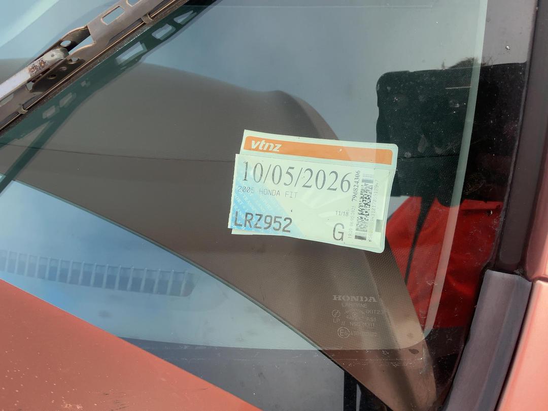 Photo '24' of Honda FIT