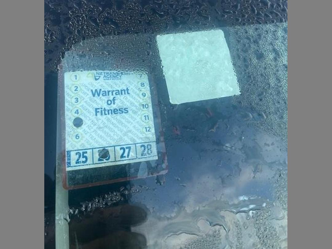 Photo '8' of Honda FIT