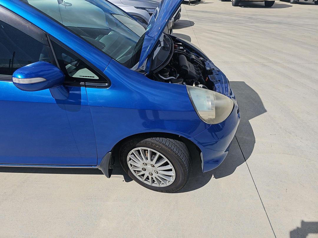 Photo '6' of Honda FIT