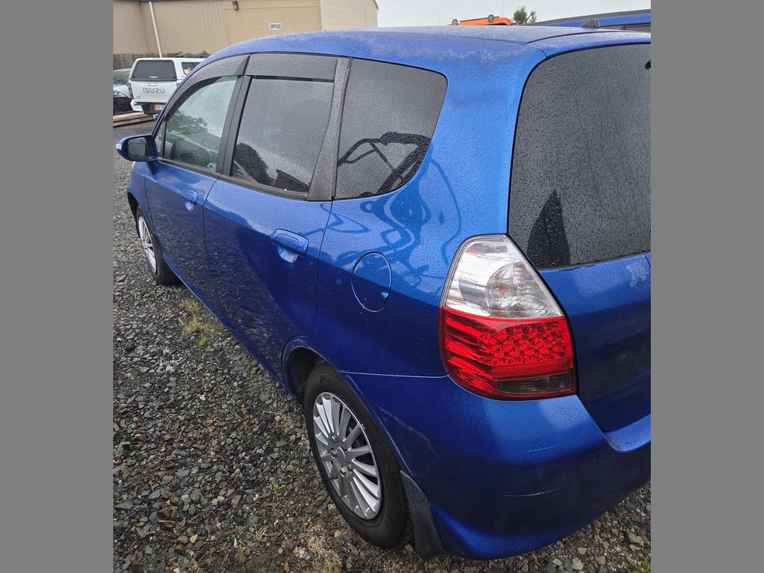 Photo '23' of Honda FIT