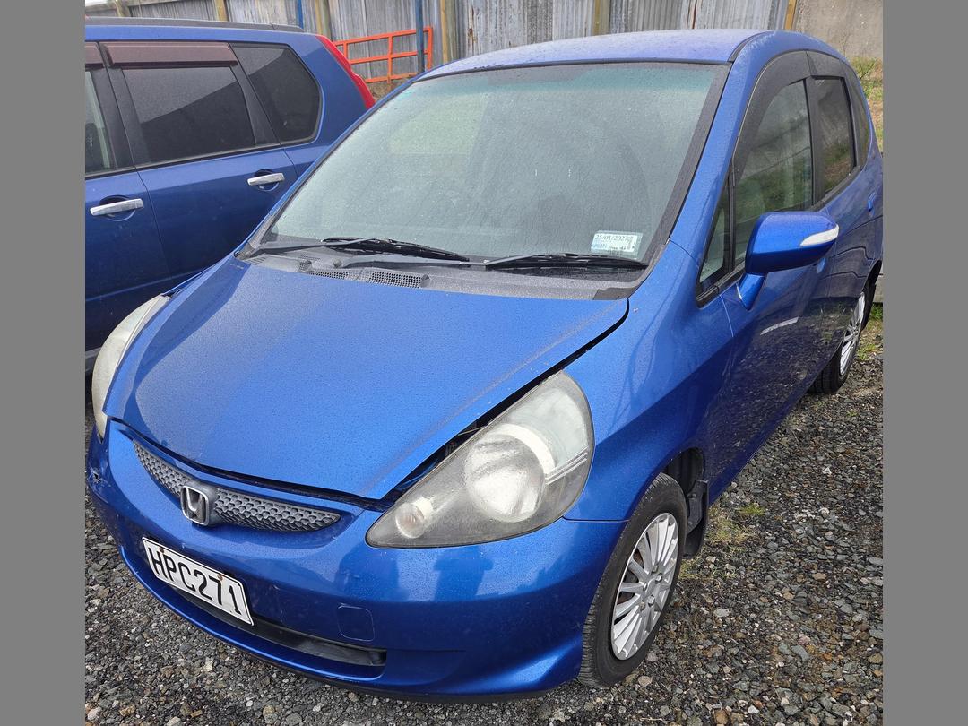 Photo '4' of Honda FIT