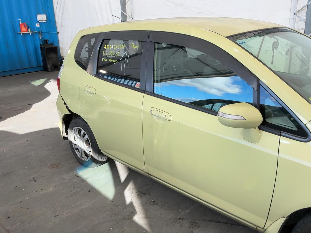 Photo '2' of Honda FIT Photo '2' of Honda FIT