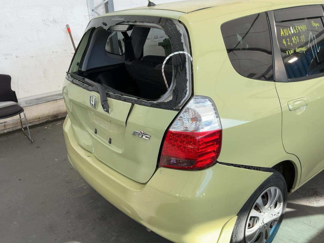 Photo '16' of Honda FIT Photo '16' of Honda FIT