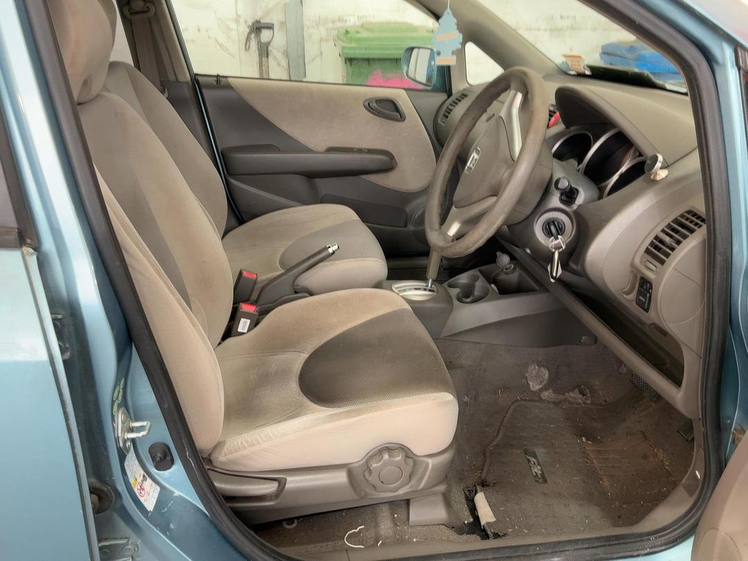 Photo '21' of Honda FIT Photo '21' of Honda FIT