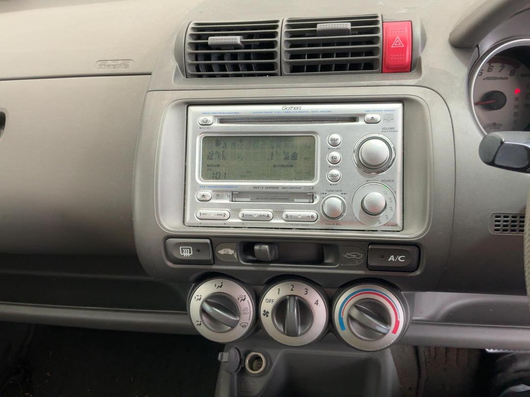 Photo '24' of Honda FIT Photo '24' of Honda FIT