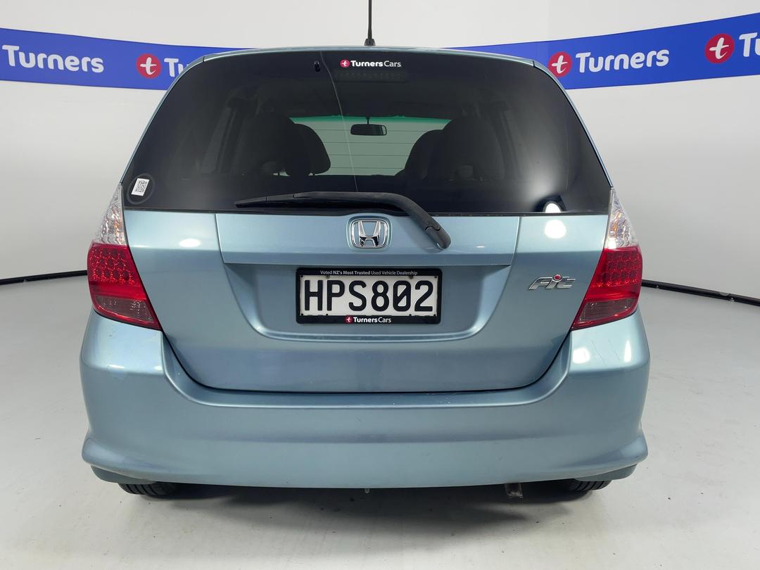 Photo '6' of Honda FIT