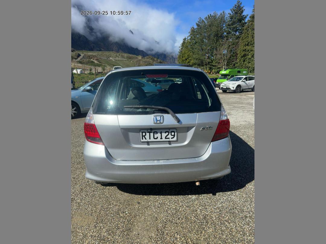 Photo '5' of Honda FIT