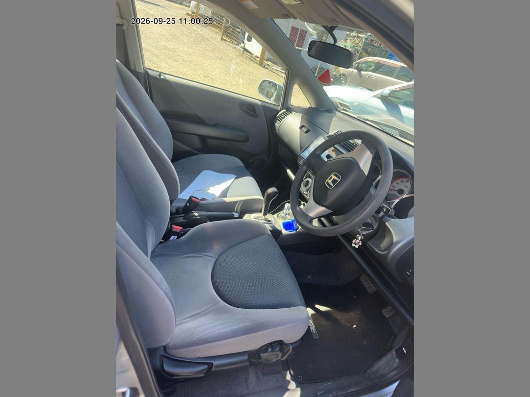 Photo '9' of Honda FIT