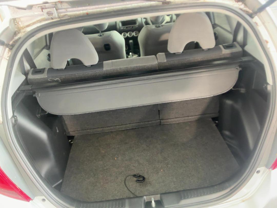 Photo '14' of Honda FIT Photo '14' of Honda FIT